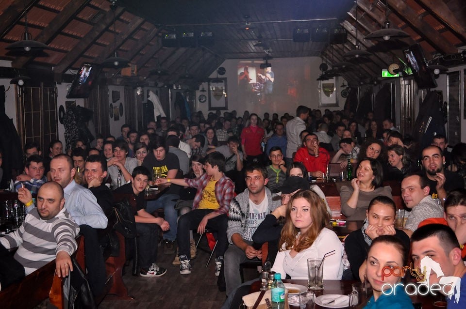 Stand-up in the City cu Teo, Queen's Music Pub