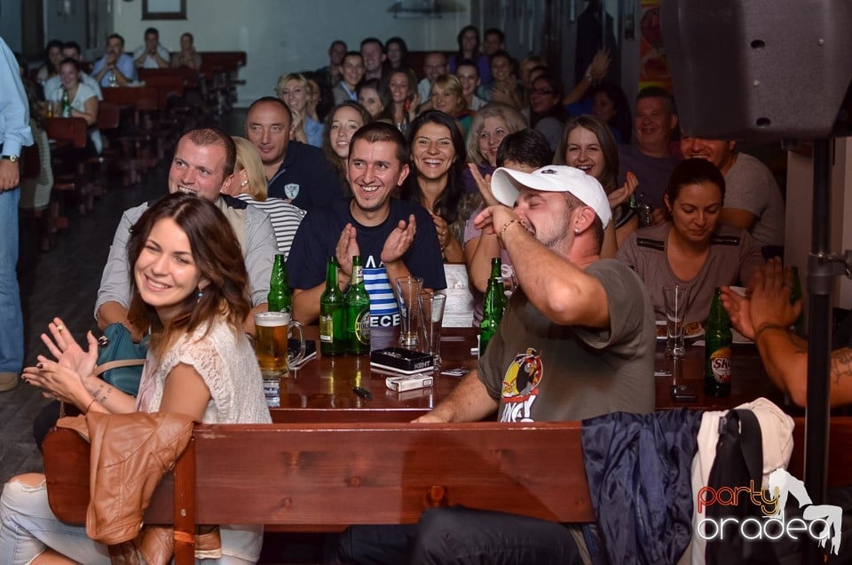 Stand-up in the city cu VIo şi Raul, Queen's Music Pub