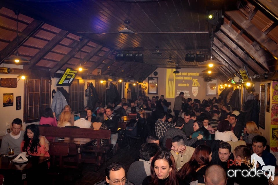 Stand-up in the City în Queen's, Queen's Music Pub