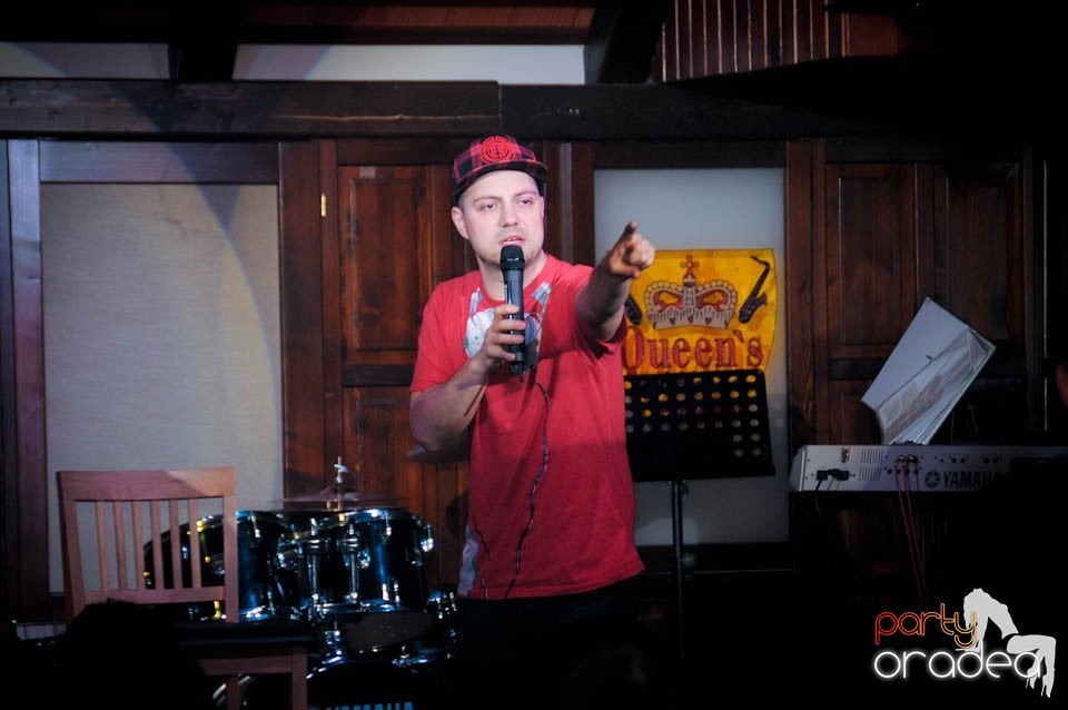 Stand-up in the City în Queen's, Queen's Music Pub