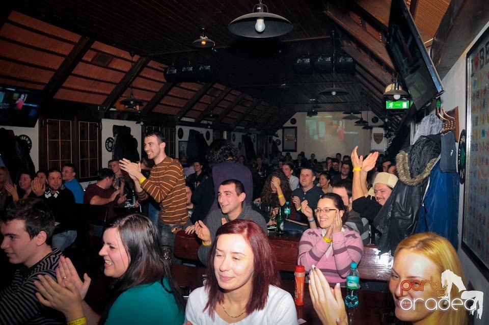 Stand-up in the City în Queen's, Queen's Music Pub