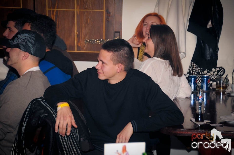 Stand-up in the City în Queen's, Queen's Music Pub