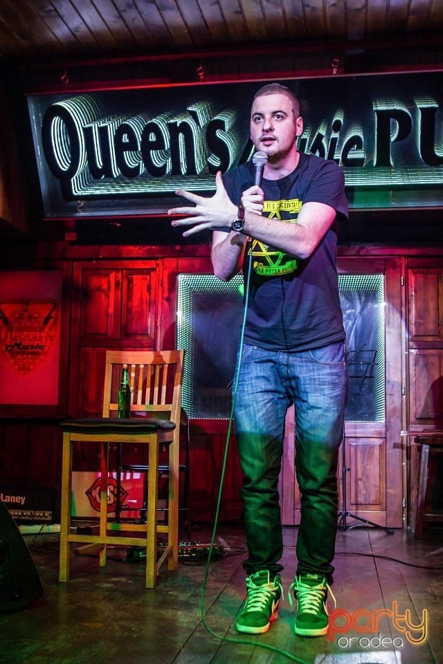 Stand-Up In The City, Queen's Music Pub