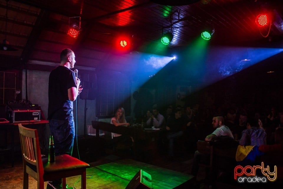 Stand-Up In The City, Queen's Music Pub