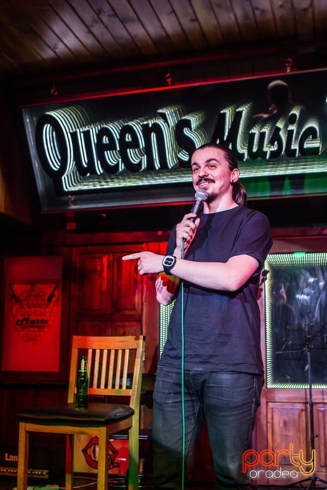 Stand-Up In The City, Queen's Music Pub