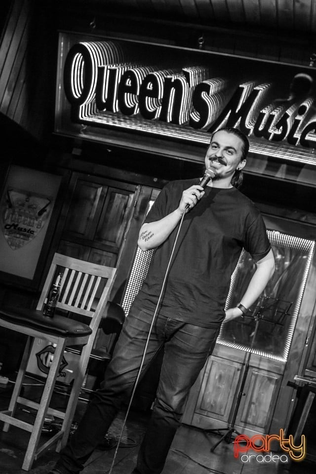 Stand-Up In The City, Queen's Music Pub