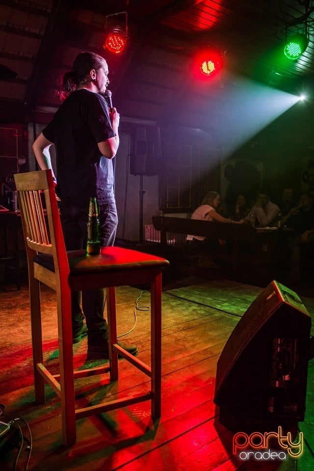 Stand-Up In The City, Queen's Music Pub