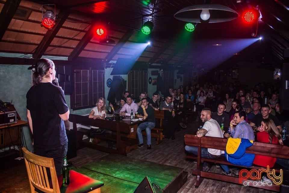 Stand-Up In The City, Queen's Music Pub