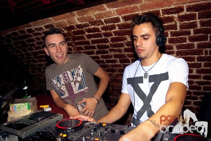 Start la party în Escape, 