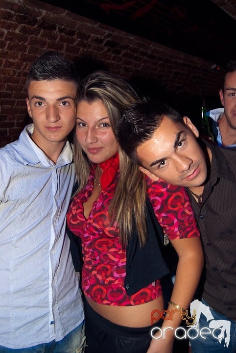 Start la party în Escape, 