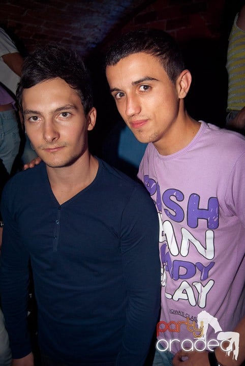 Start la party în Escape, 