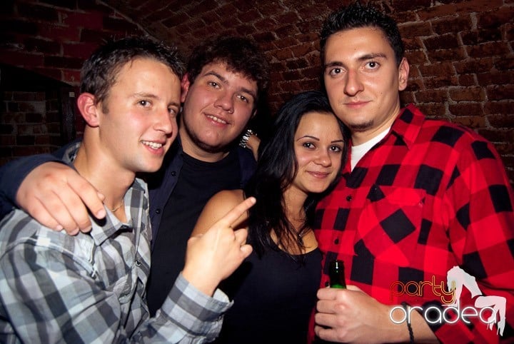 Start la party în Escape, 