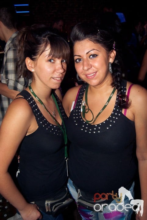 Start la party în Escape, 