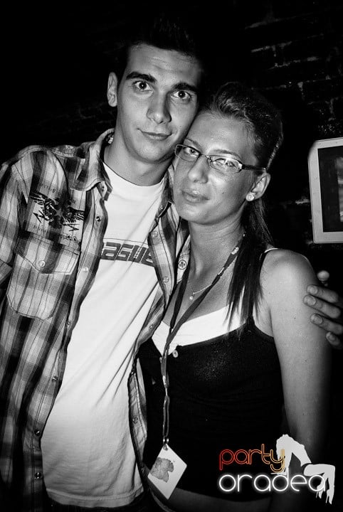 Start la party în Escape, 