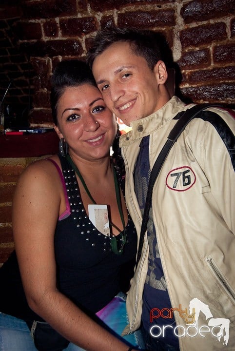 Start la party în Escape, 