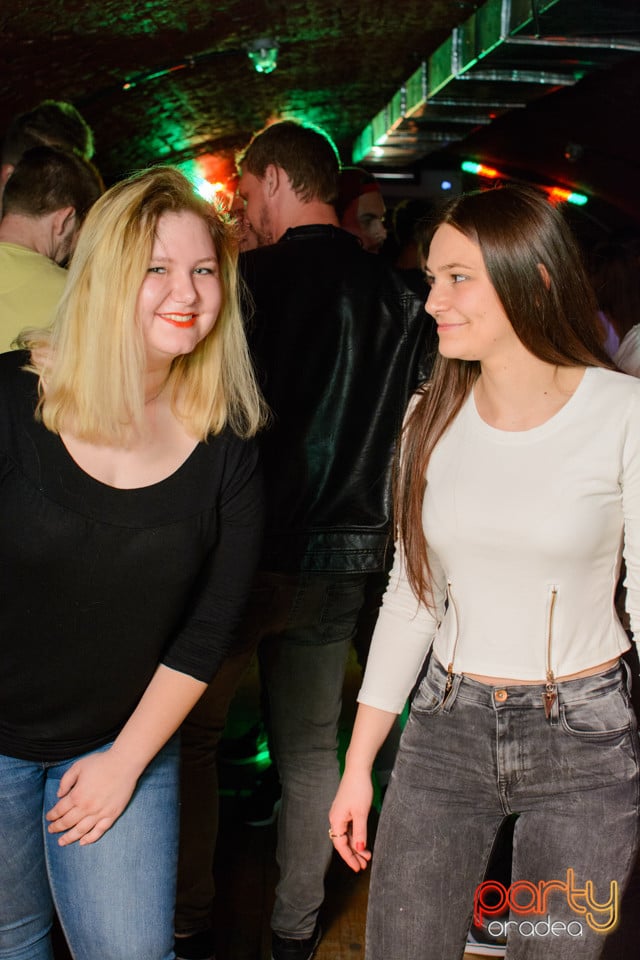 Student Party, Gekko