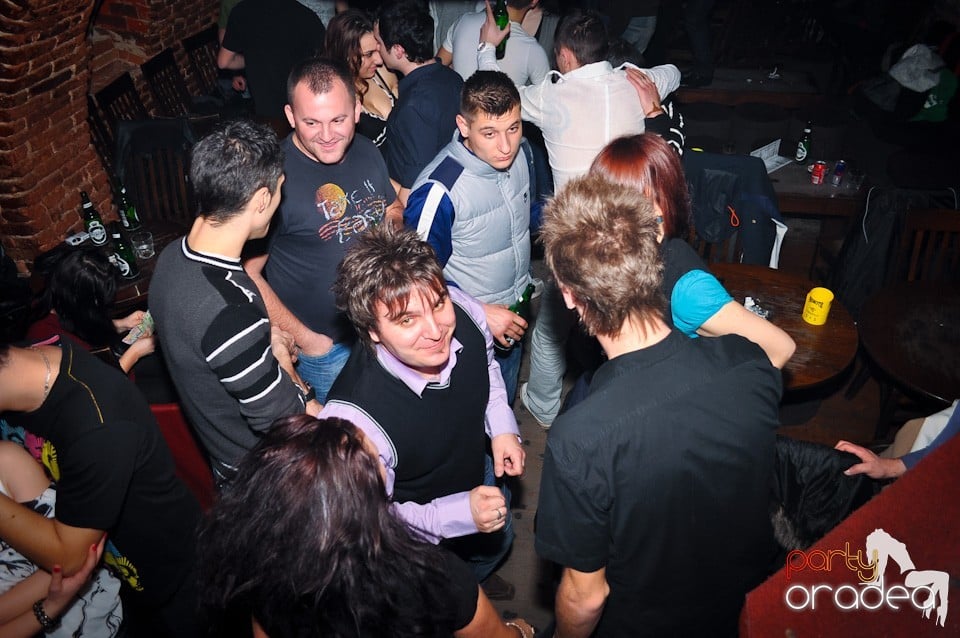 Student Party by NMD în Escape, Escape