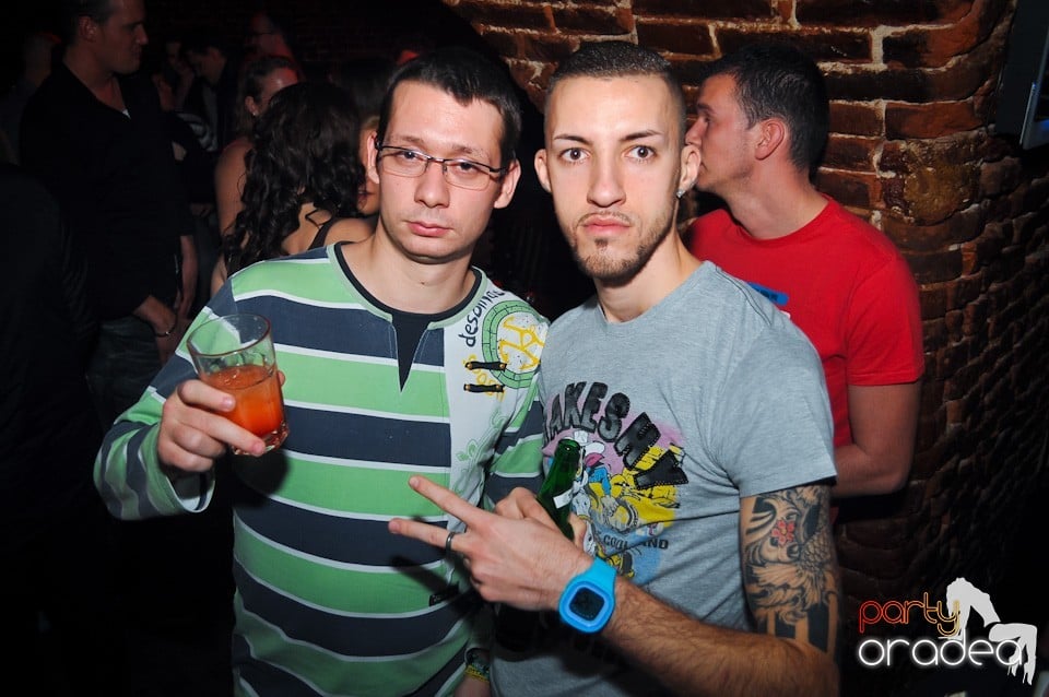 Student Party by NMD în Escape, Escape