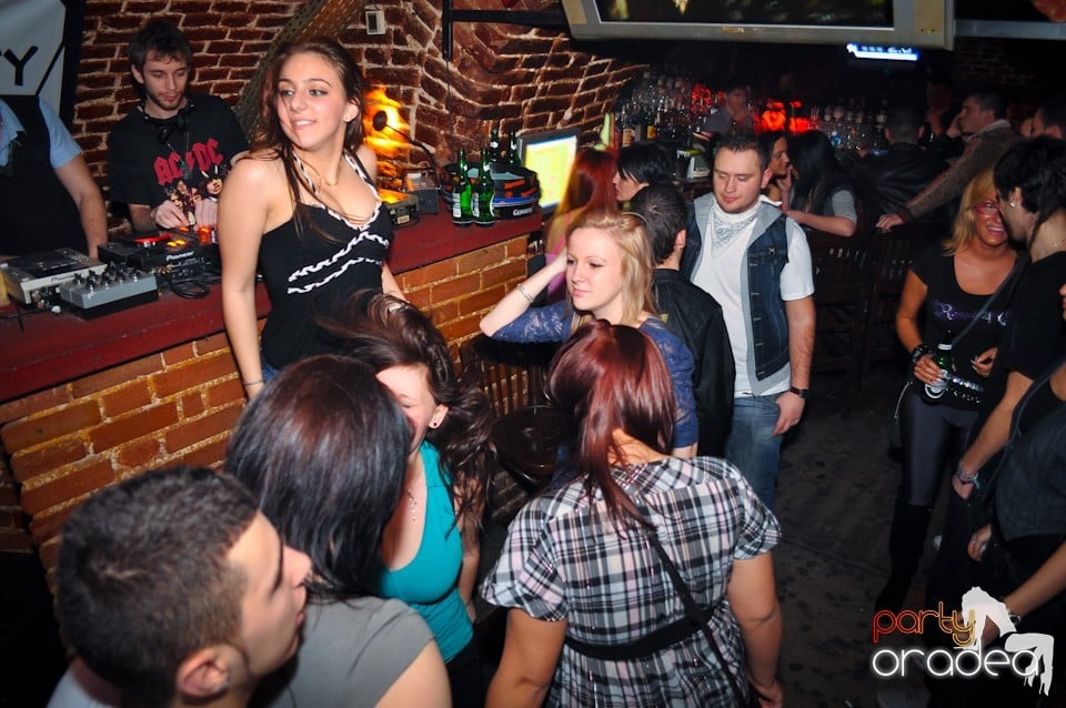 Student Party by NMD în Escape, Escape