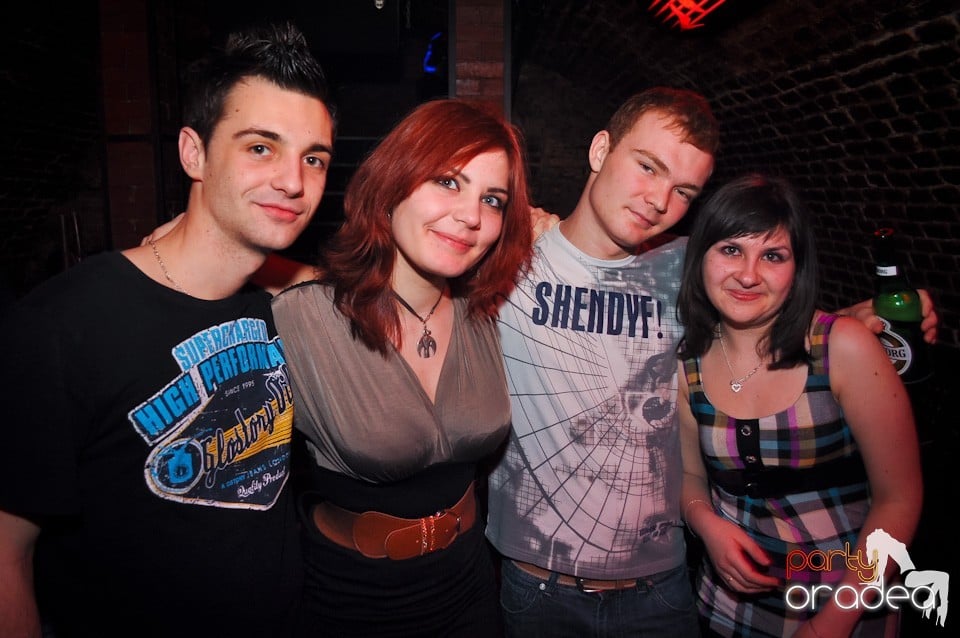 Student Party by NMD în Escape, Escape