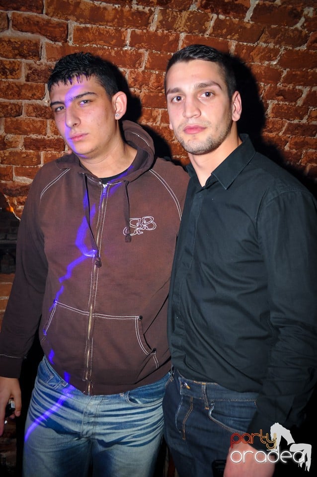 Student Party by NMD în Escape, Escape
