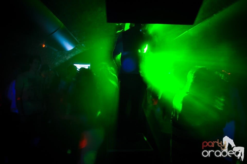 Student Party by NMD în Escape, Escape