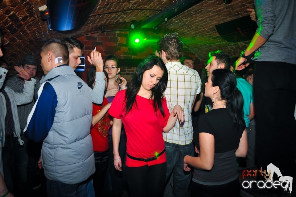 Student Party by NMD în Escape, Escape