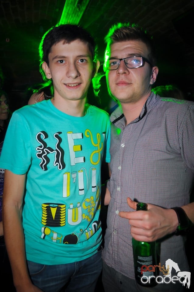 Student Party by NMD în Escape, Escape