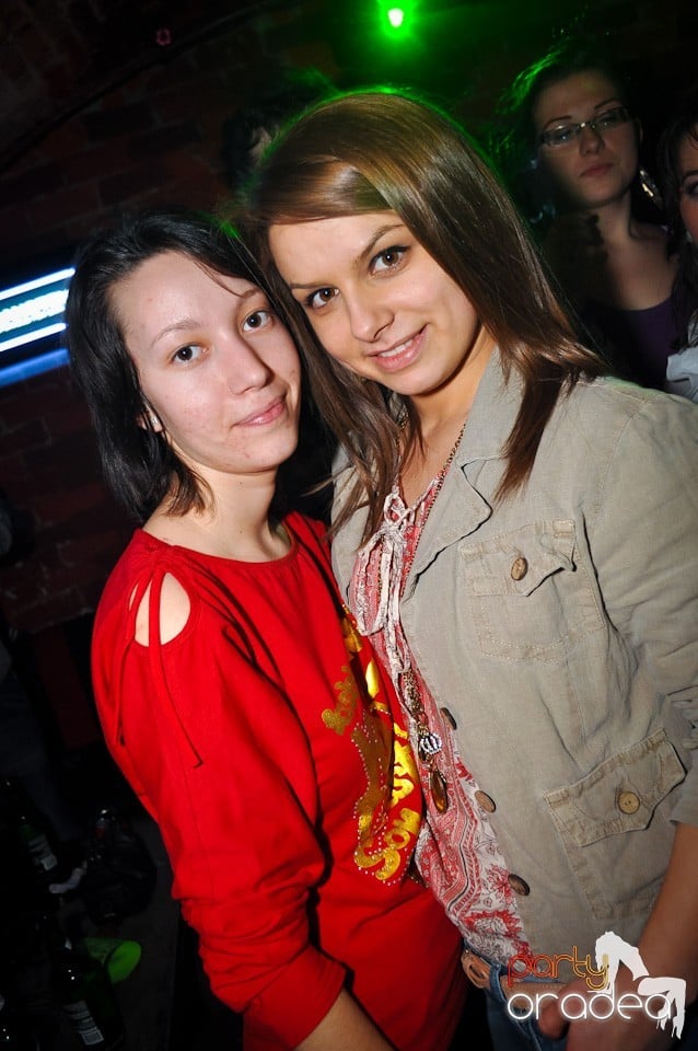 Student Party by NMD în Escape, Escape