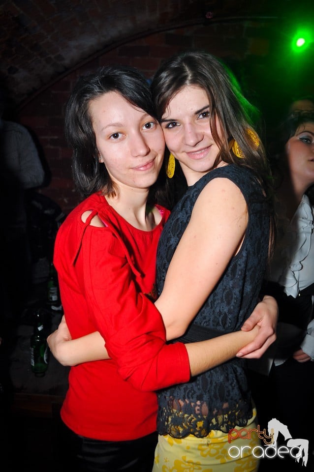 Student Party by NMD în Escape, Escape