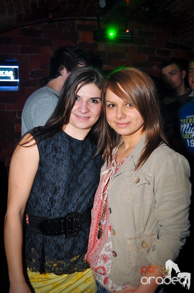 Student Party by NMD în Escape, Escape