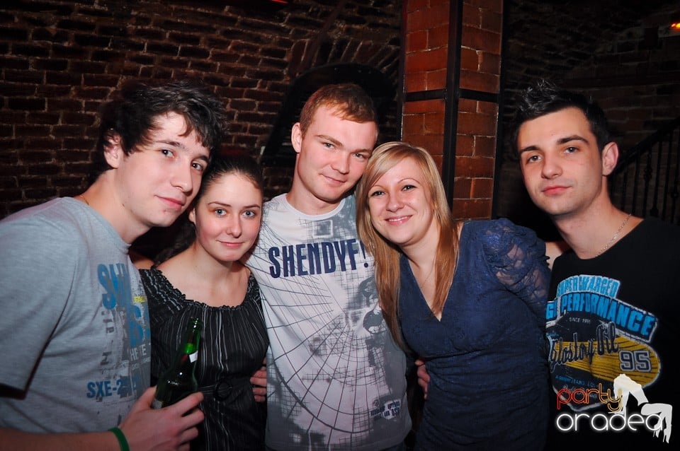 Student Party by NMD în Escape, Escape