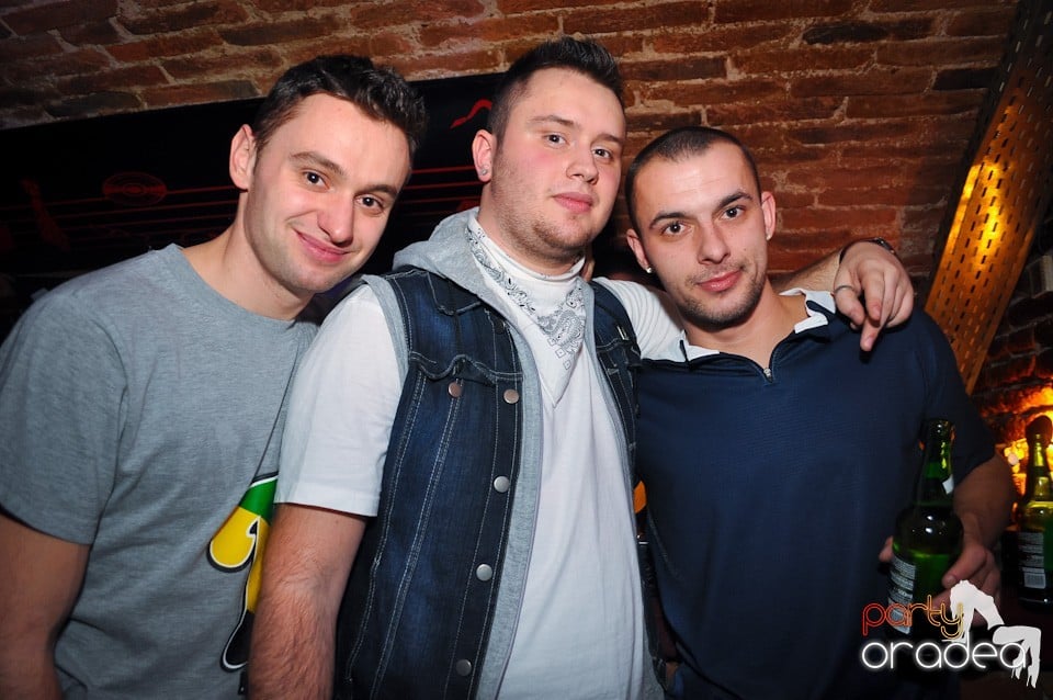 Student Party by NMD în Escape, Escape