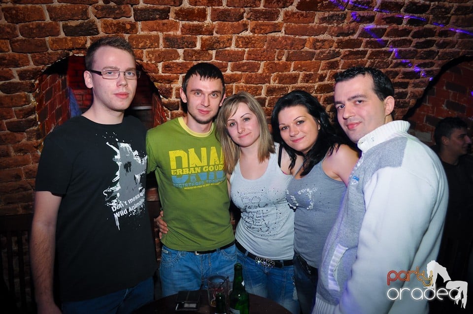 Student Party by NMD în Escape, Escape