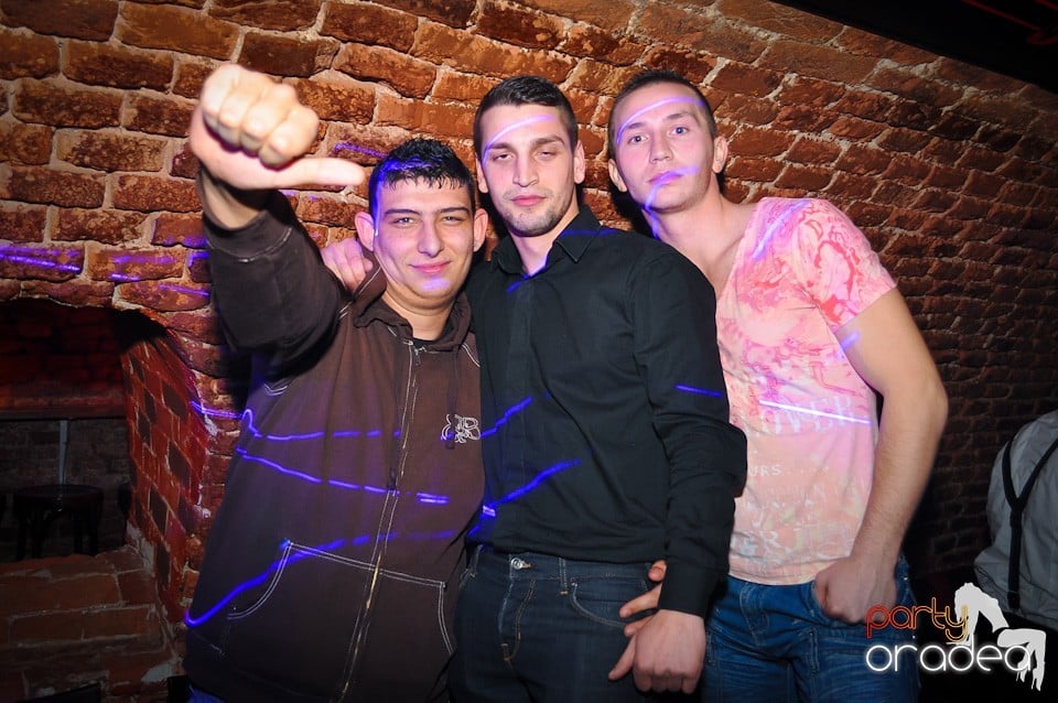 Student Party by NMD în Escape, Escape