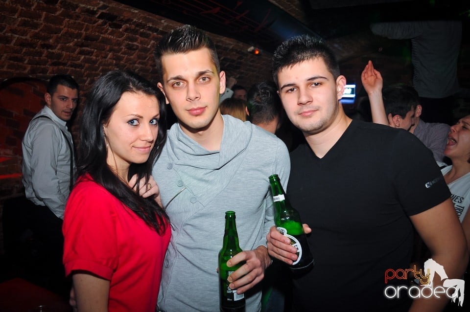 Student Party by NMD în Escape, Escape