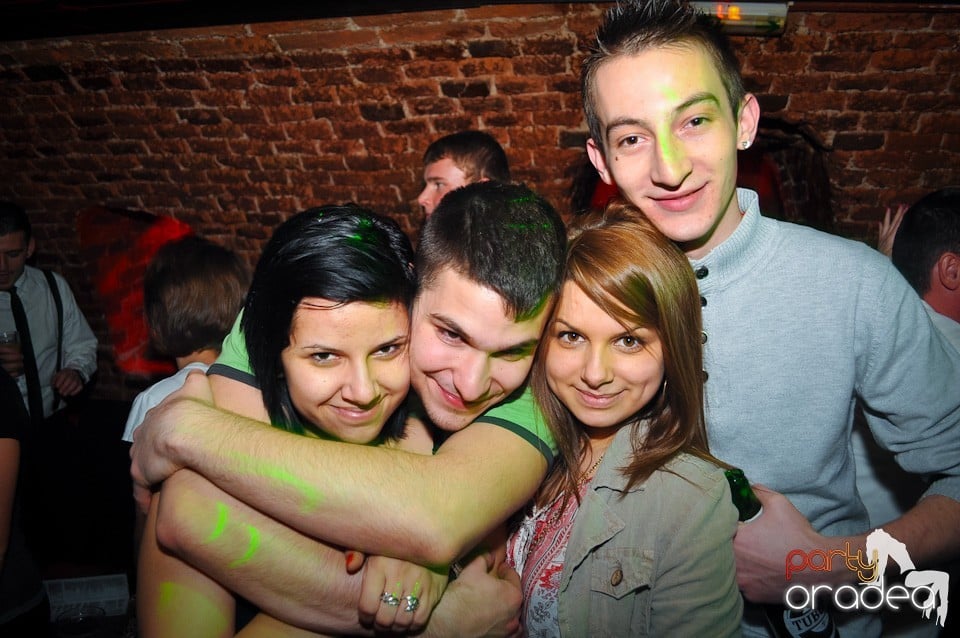 Student Party by NMD în Escape, Escape