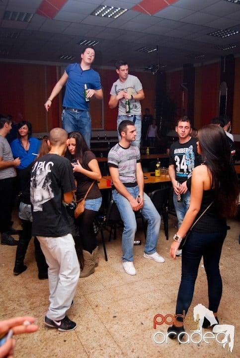 Student Party cu DJ Cristiano şi MC Dany, Student's Place