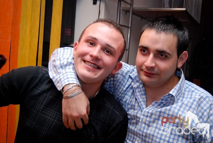 Student Party cu DJ Cristiano şi MC Dany, Student's Place