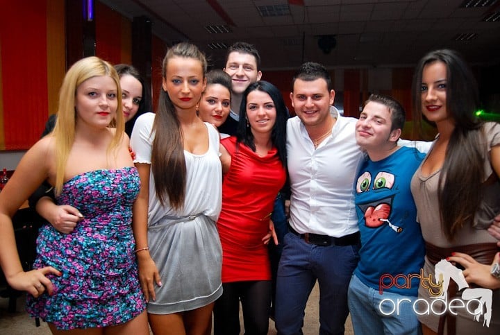 Student Party cu DJ Cristiano şi MC Dany, Student's Place