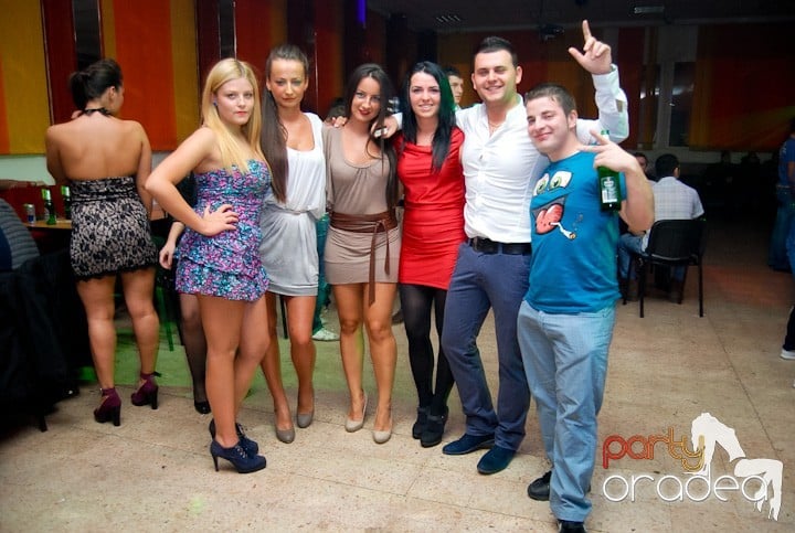 Student Party cu DJ Cristiano şi MC Dany, Student's Place