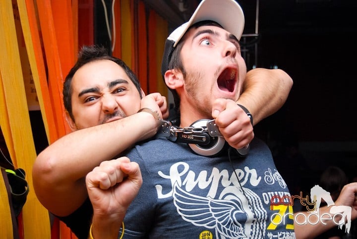 Student Party cu DJ Cristiano şi MC Dany, Student's Place