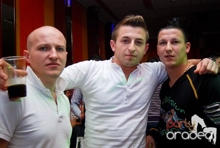Student Party cu DJ Cristiano şi MC Dany, Student's Place