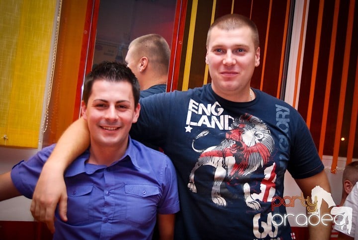 Student Party cu DJ Cristiano şi MC Dany, Student's Place