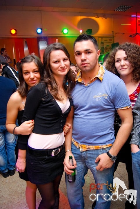 Student Party cu DJ Cristiano şi MC Dany, Student's Place