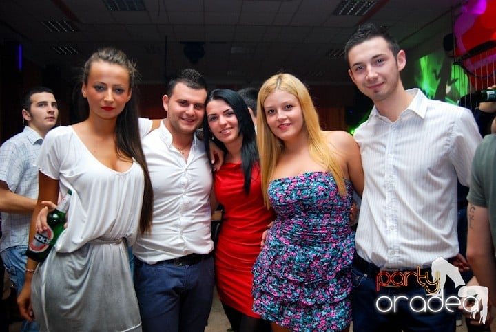 Student Party cu DJ Cristiano şi MC Dany, Student's Place