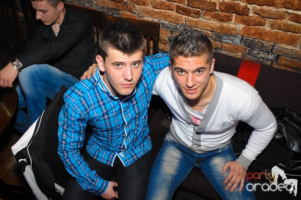 Student Party @ Escape,