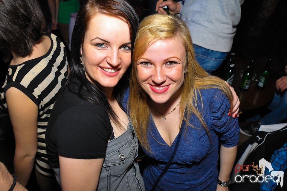 Student Party @ Escape,