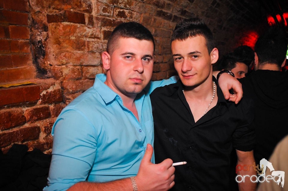 Student Party @ Escape,