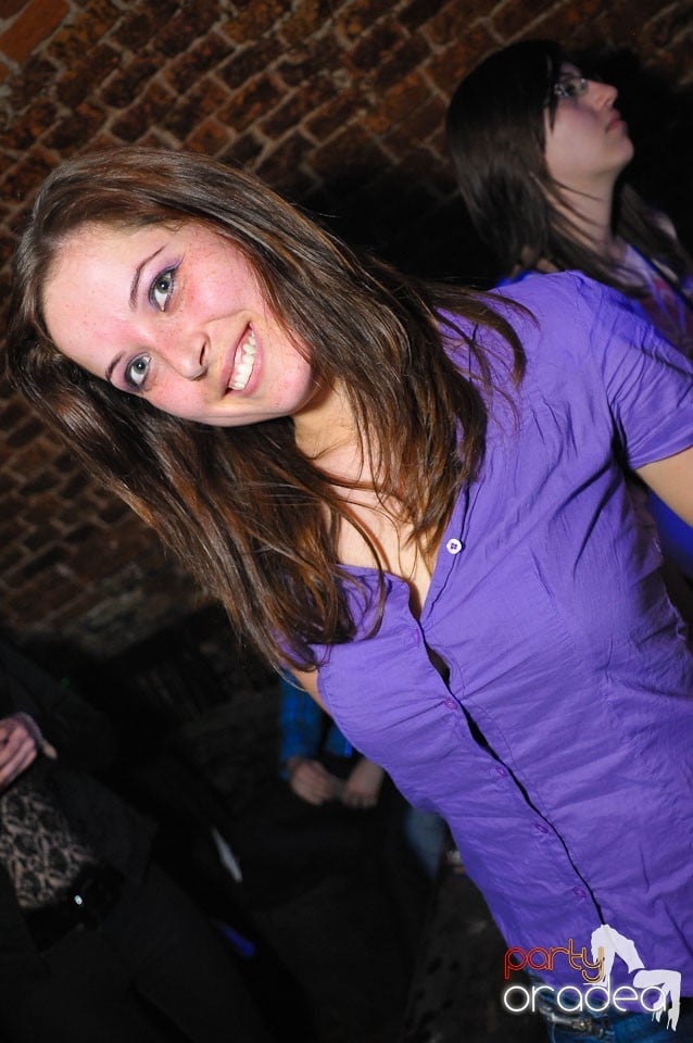 Student Party @ Escape,